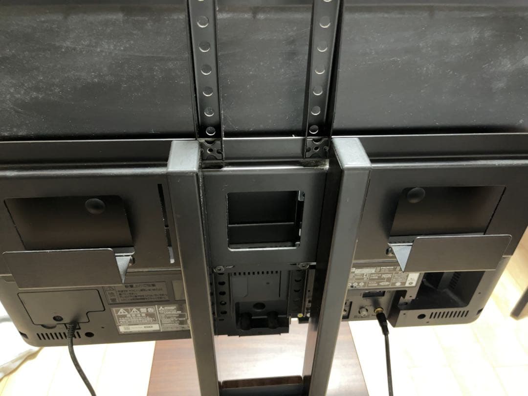 三菱 32型テレビ＆壁寄せスタンド セット（取付金具付）