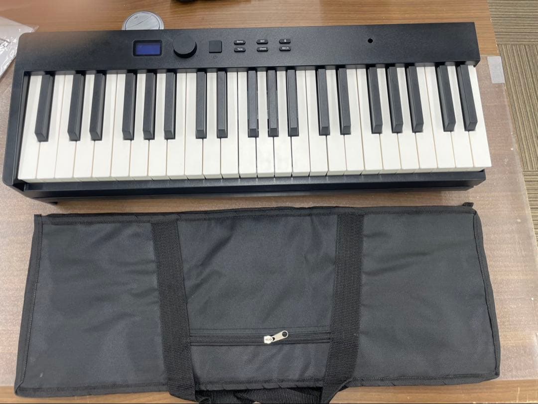 折りたたみ電子ピアノ　88鍵盤　充電タイプ　ブラック 鍵盤ライト機能あり
