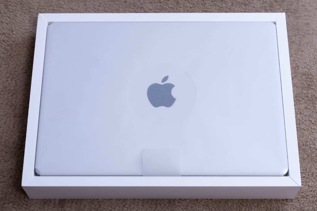 MacBookPro M2 Pro シルバー 14 SSD2TB メモリ32GB