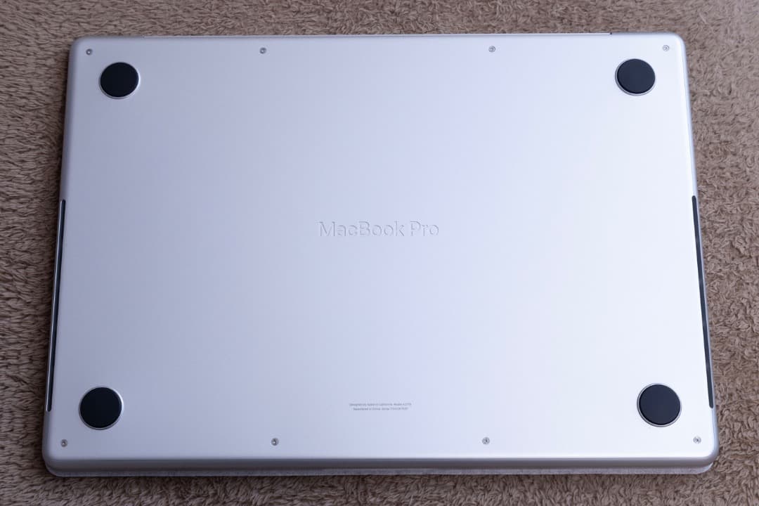 MacBookPro M2 Pro シルバー 14 SSD2TB メモリ32GB