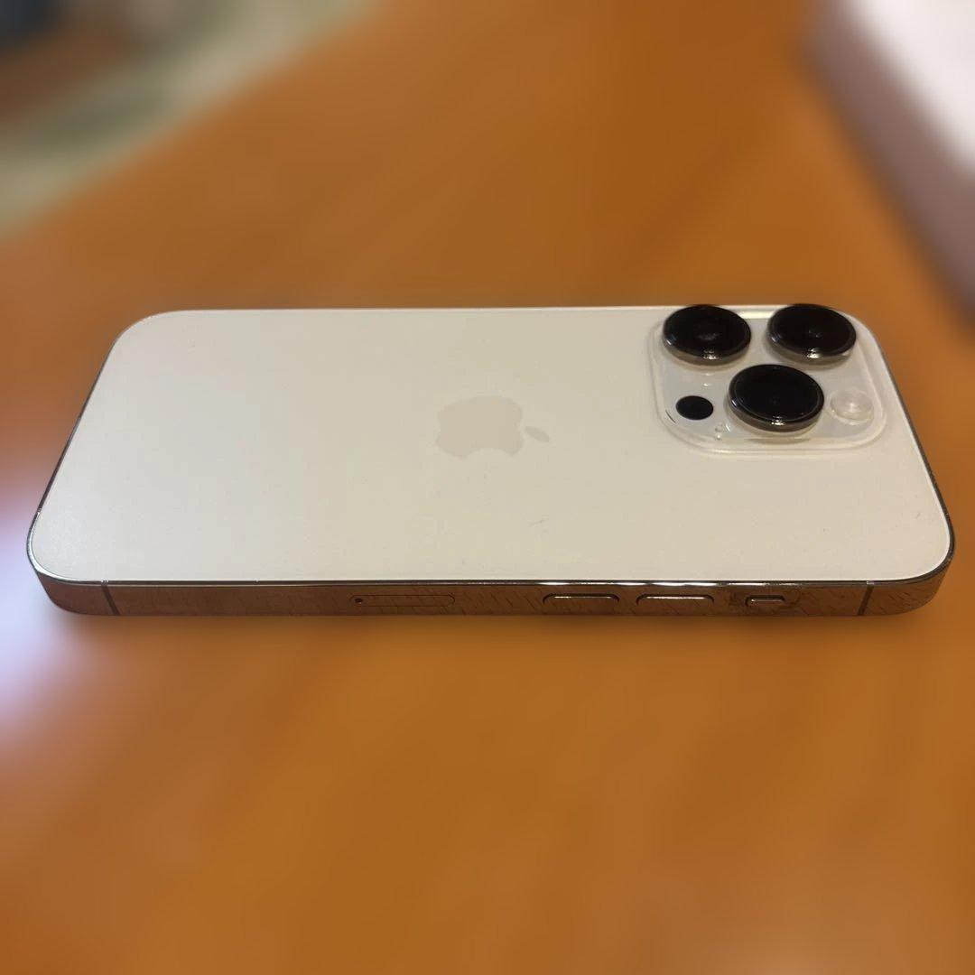 バ*ア様 iphone14pro 128GB 『極美品』
