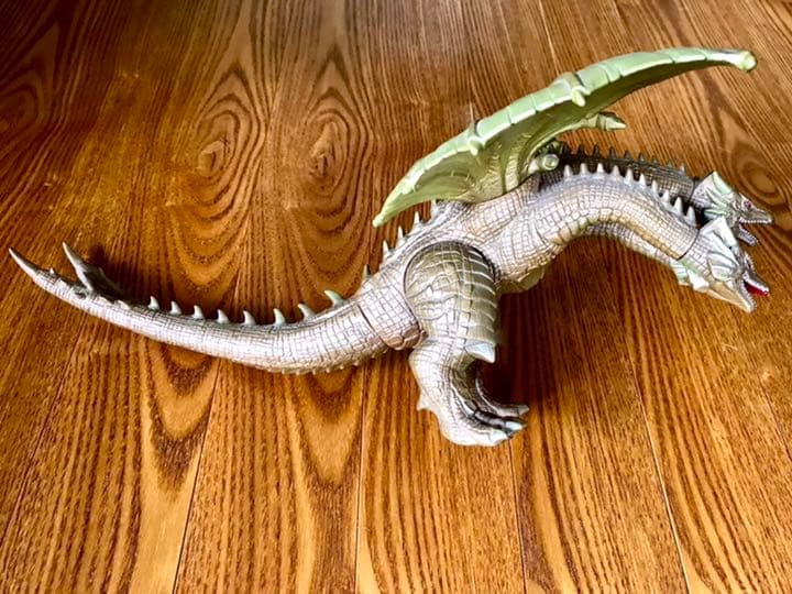 ギドラ　ソフビフィギュア