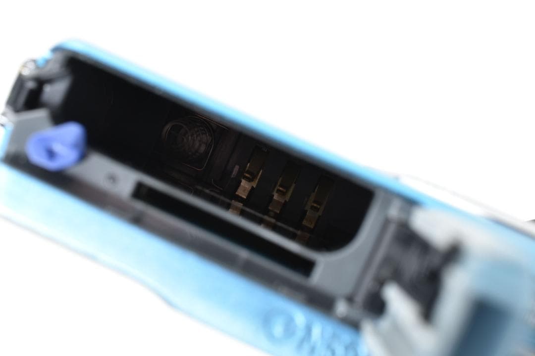 ソニー 　SONY Cyber-shot DSC-W220 ブルー