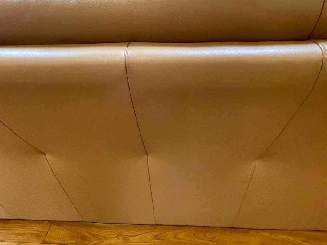 karimoku カリモク　ベージュ レザー ソファ　3人掛けソファ　美品