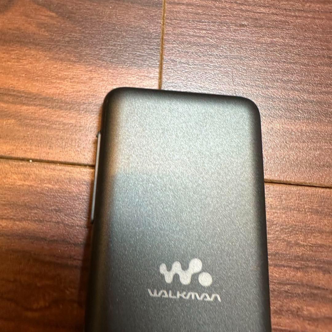 SONY ウォークマン NW-S313K デジタルプレーヤー 4GB 2357