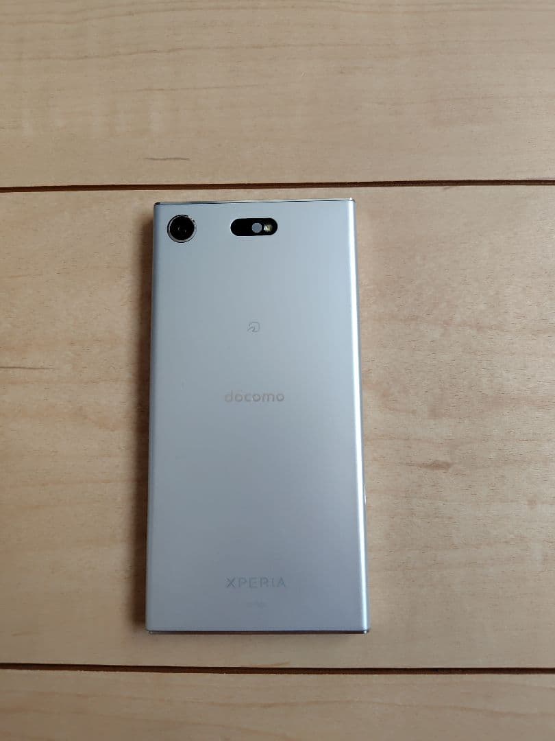 スマートフォン本体 Xperia XZ1 Compact SO-02K