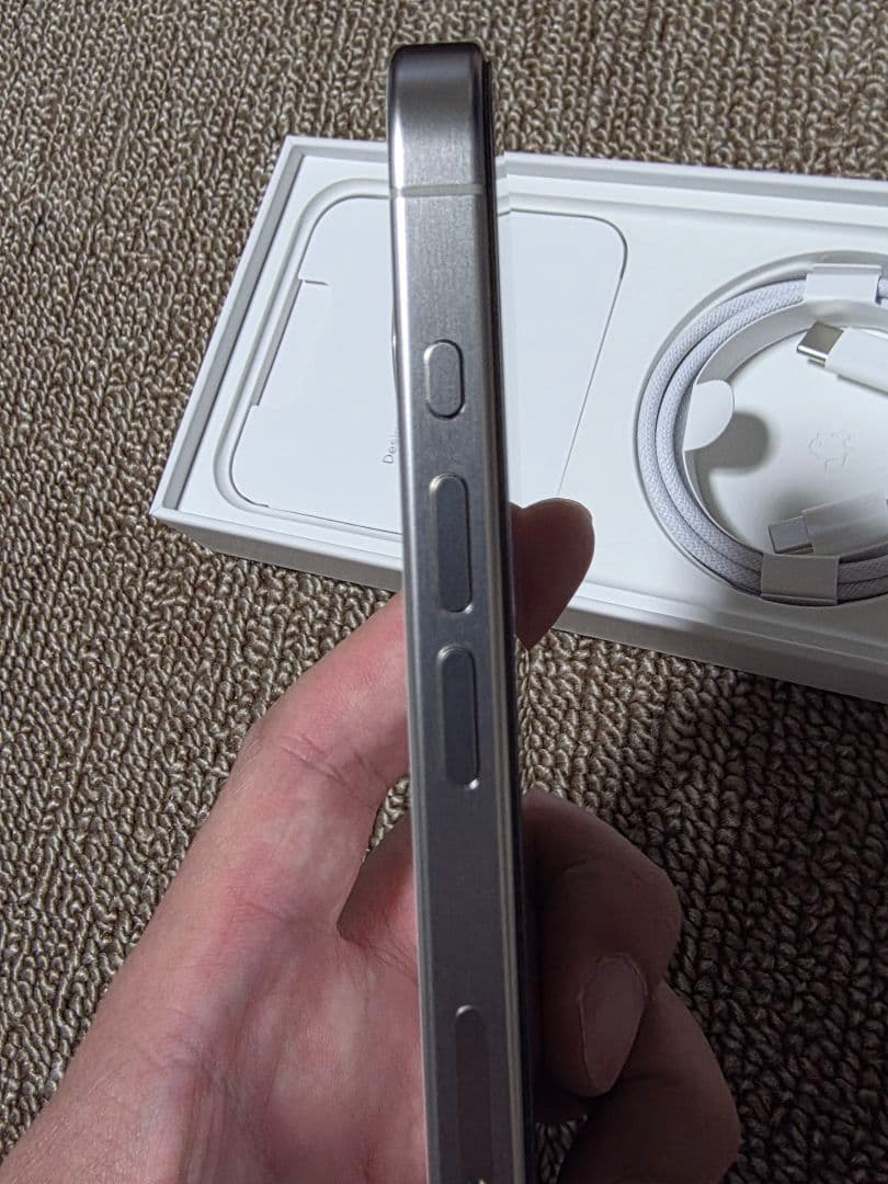 Apple iPhone 15ProMax　ホワイト　1TB
