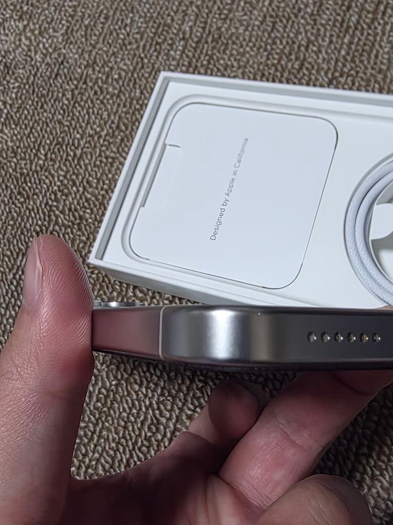 Apple iPhone 15ProMax　ホワイト　1TB