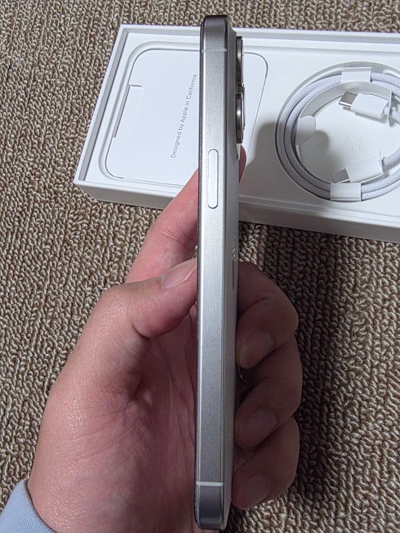 Apple iPhone 15ProMax　ホワイト　1TB