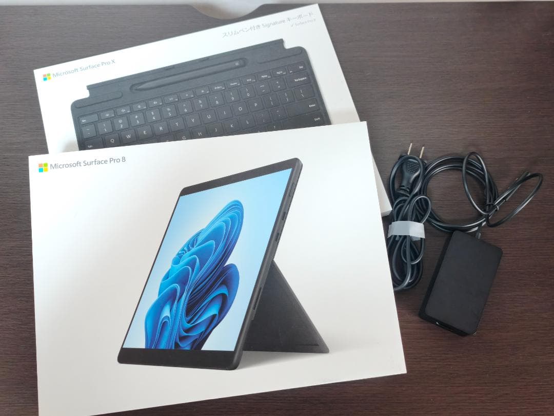 i7/16GB/512GB Surface Pro 8 充電47回