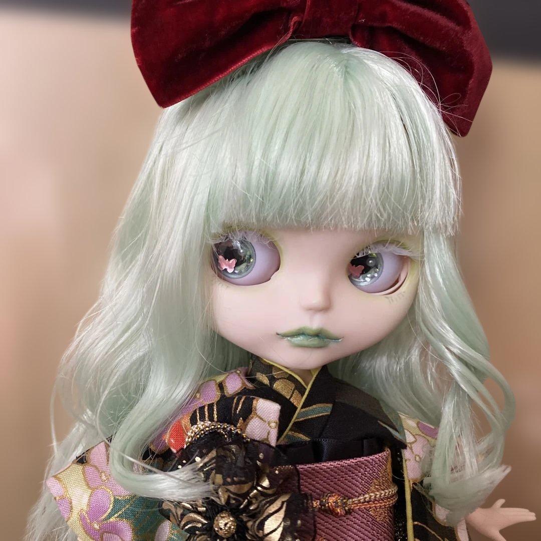 【専用商品です】カスタムドール『立春』グリーン系ヘア&メイク 孤高の振袖✨