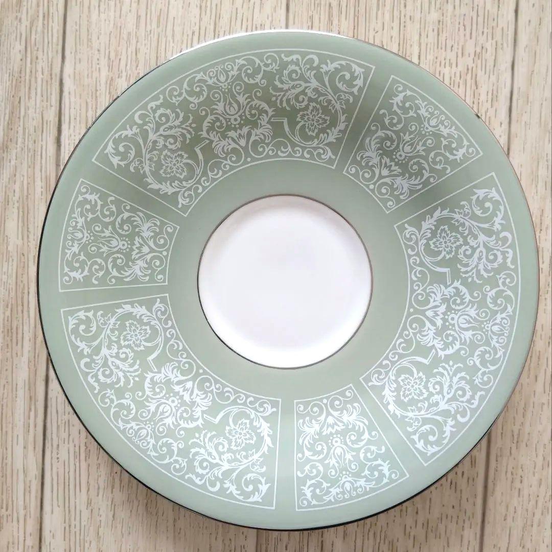 未使用　5点　ウェッジウッド　プラチナ　ケニルワース　カップ&ソーサー　プレート