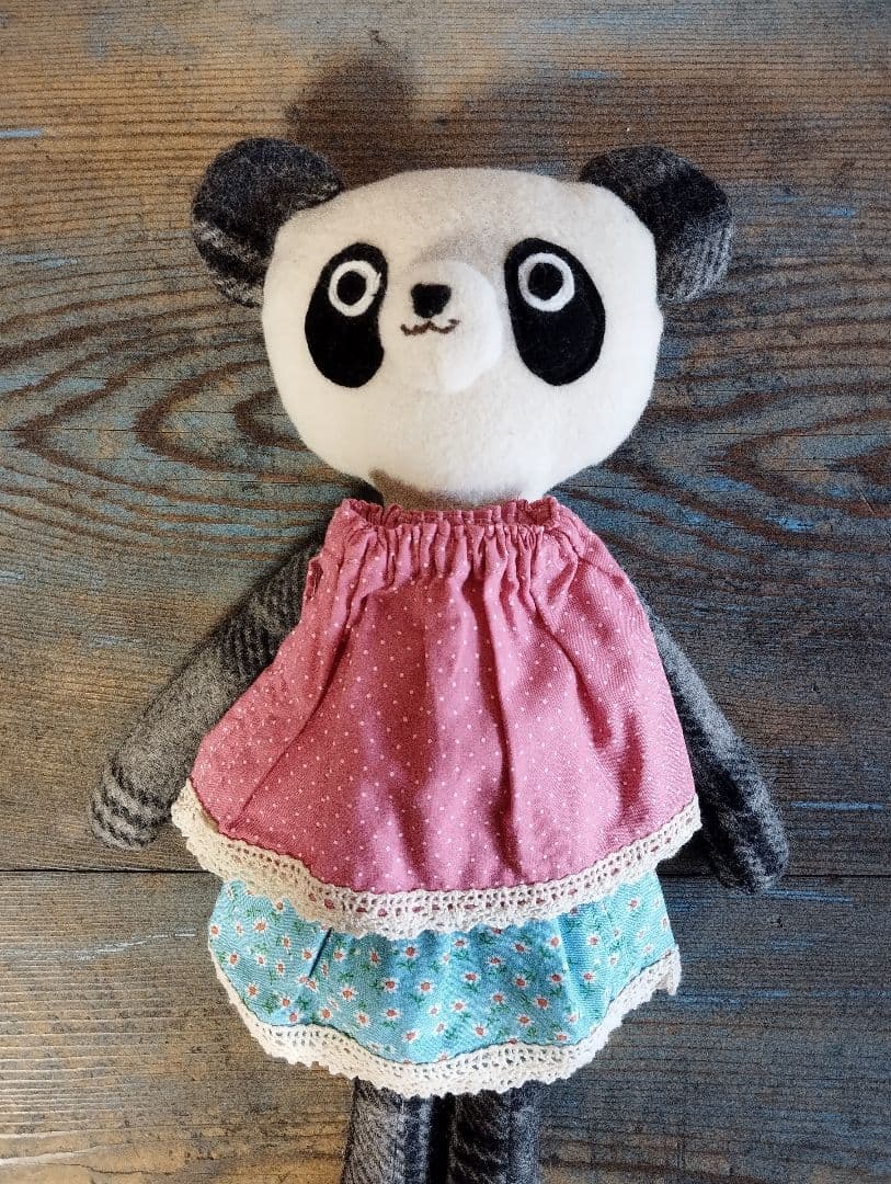 ハンドメイド「ウールのパンダ」着せ替え人形セット・手洗い可