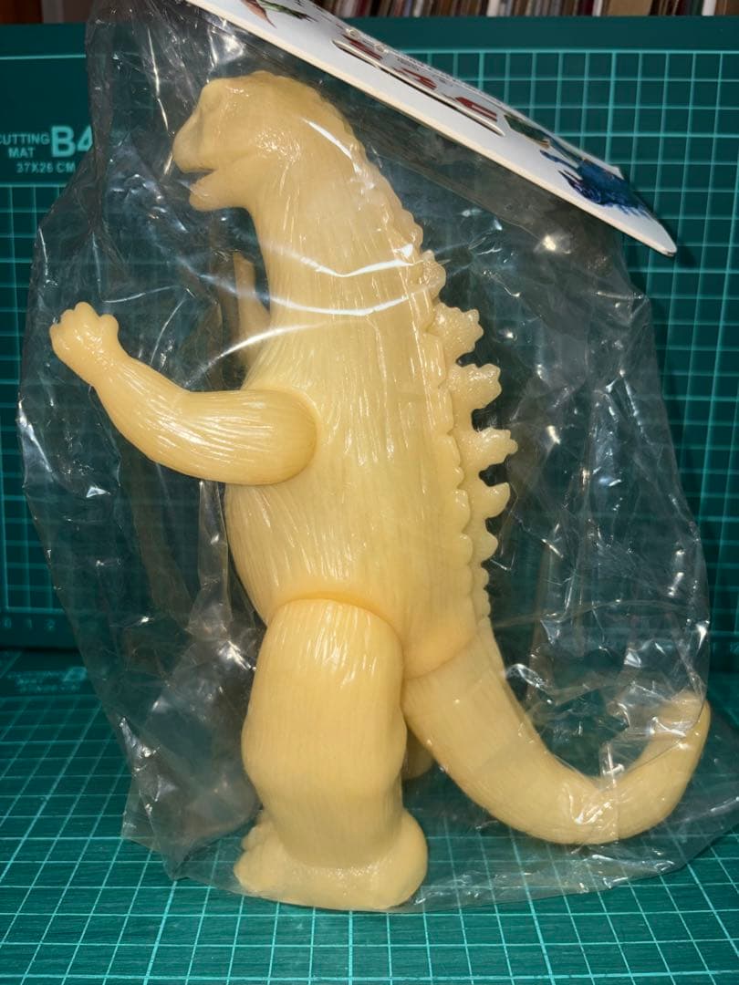 ブルマァクゴジラフィギュア 2体★クラッシック　未開封蓄光版　マルサン　バンダイ