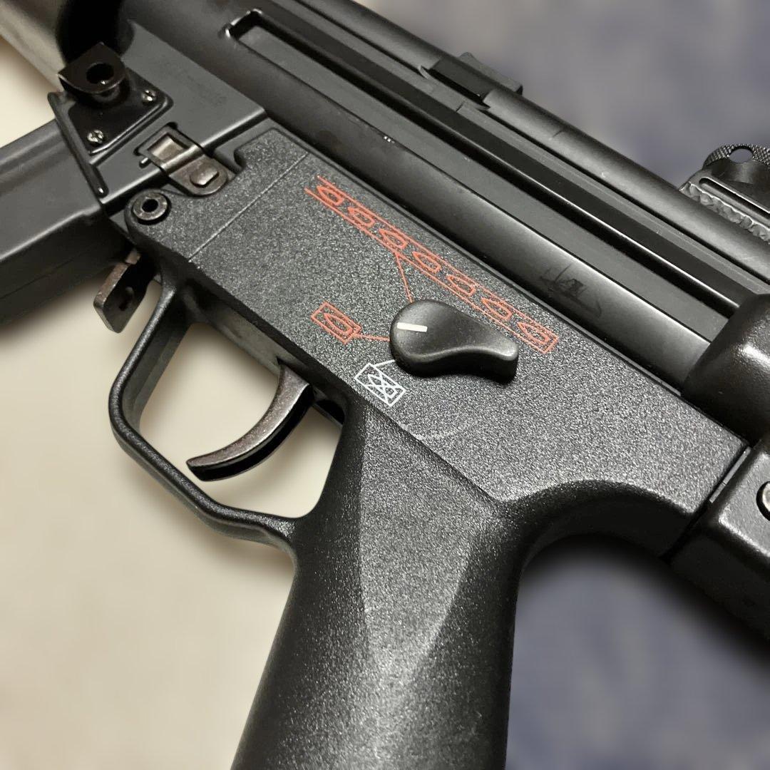 東京マルイ H&K MP5A4 電動ガン ※バッテリー劣化動作未確認ジャンク