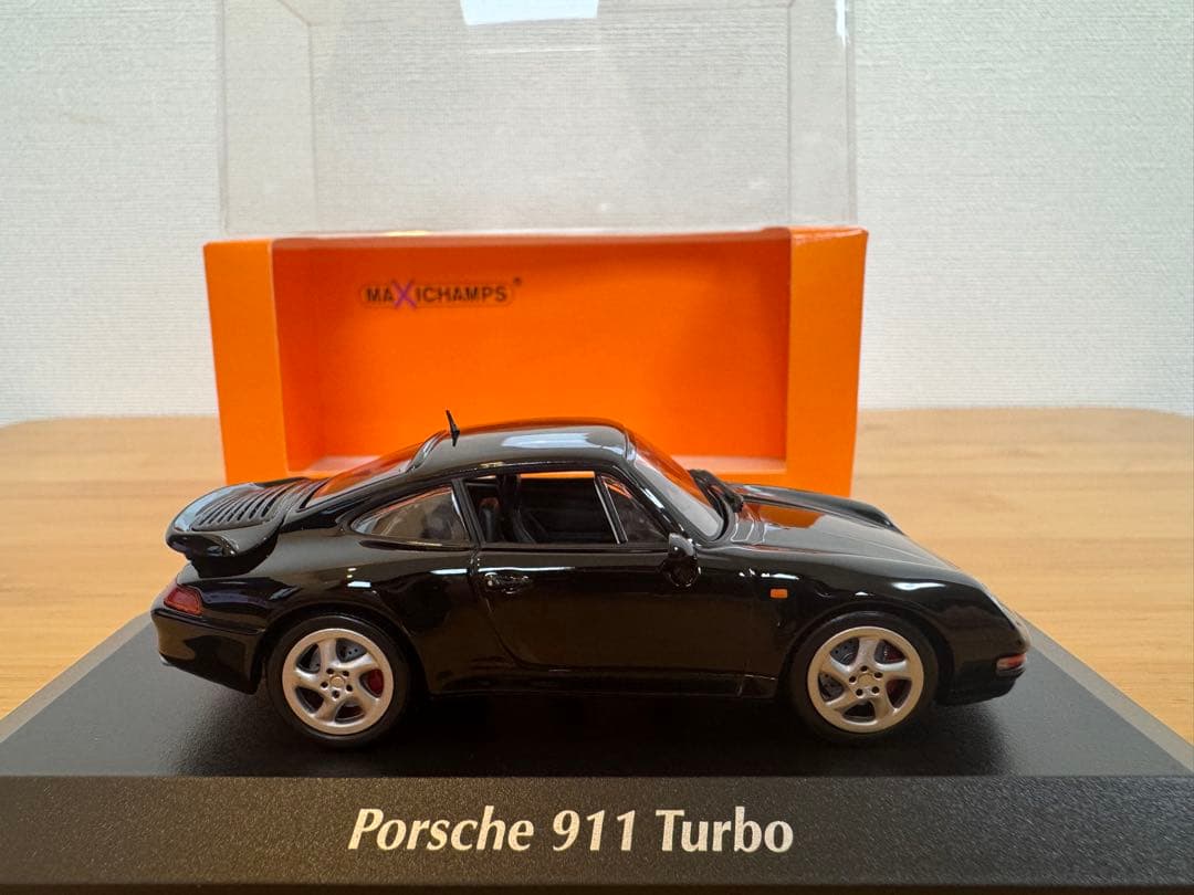 【MAXICHAMPS】Porsche 911 Turbo Black