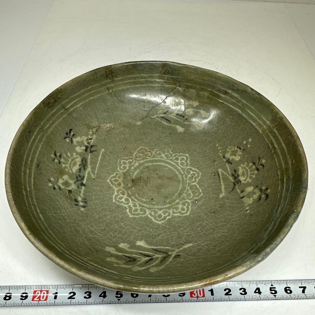 古代　高麗青磁　白泥象嵌鉢　幅約18.8㎝　東さ7-0414④