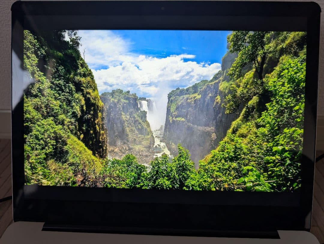 【美品】【高精細タッチディスプレイ】CUBE Thinker i35　ノートPC