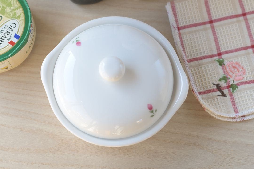 廃盤マニー ローズ　パティスリー　耐熱　蓋付き　キャセロール お鍋　日本製　新品
