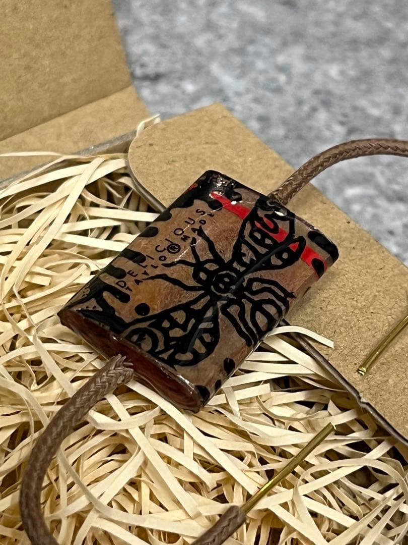 ギター DeliciousTaylormade GreatTiger PhoneBook