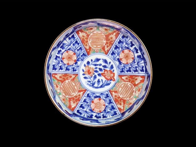 大聖寺伊万里　金襴手　寿に花　牡丹の図　縁高４寸皿　３枚　143AS-CUu