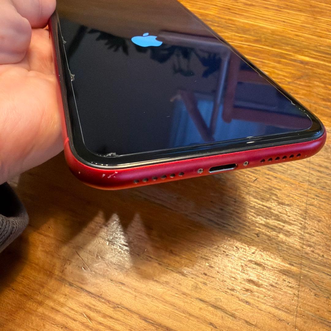 ジャンクApple iPhone 11 (PRODUCT(RED)) 本体