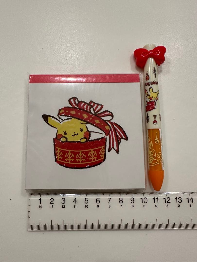 イッツデモ　ポケモン　クリスマスモチーフ　4柄メモ帳　2色ボールペン　2点セット
