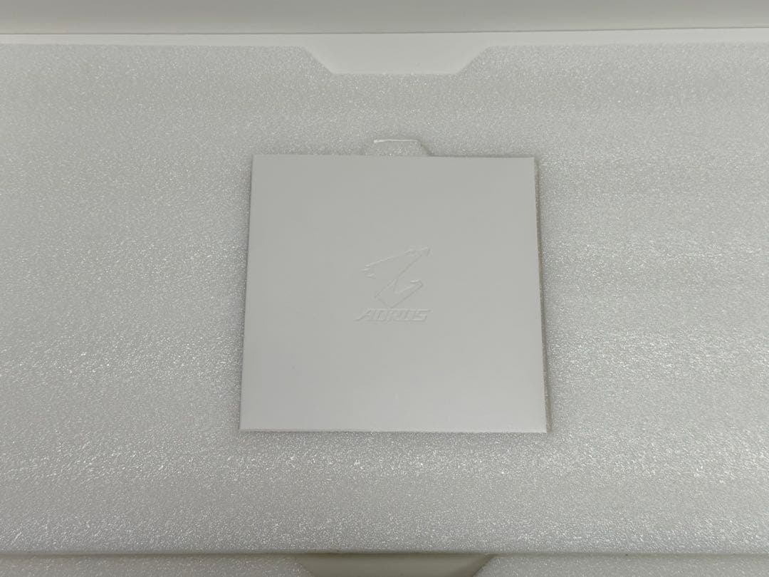 グラフィックボード・グラボ・ビデオカード AORUS GeForce RTX 5090 STEALTH ICE 32G