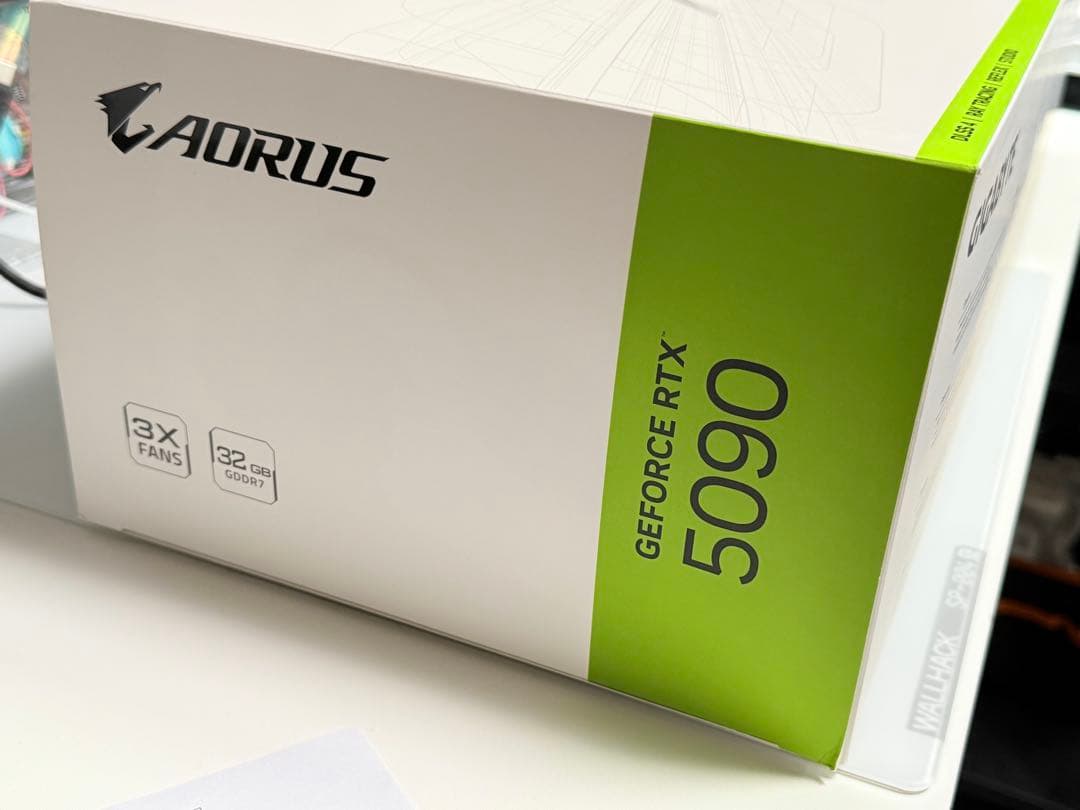 グラフィックボード・グラボ・ビデオカード AORUS GeForce RTX 5090 STEALTH ICE 32G