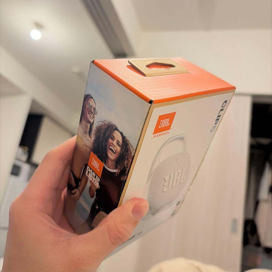 JBL CLIP 5 ワイヤレススピーカー