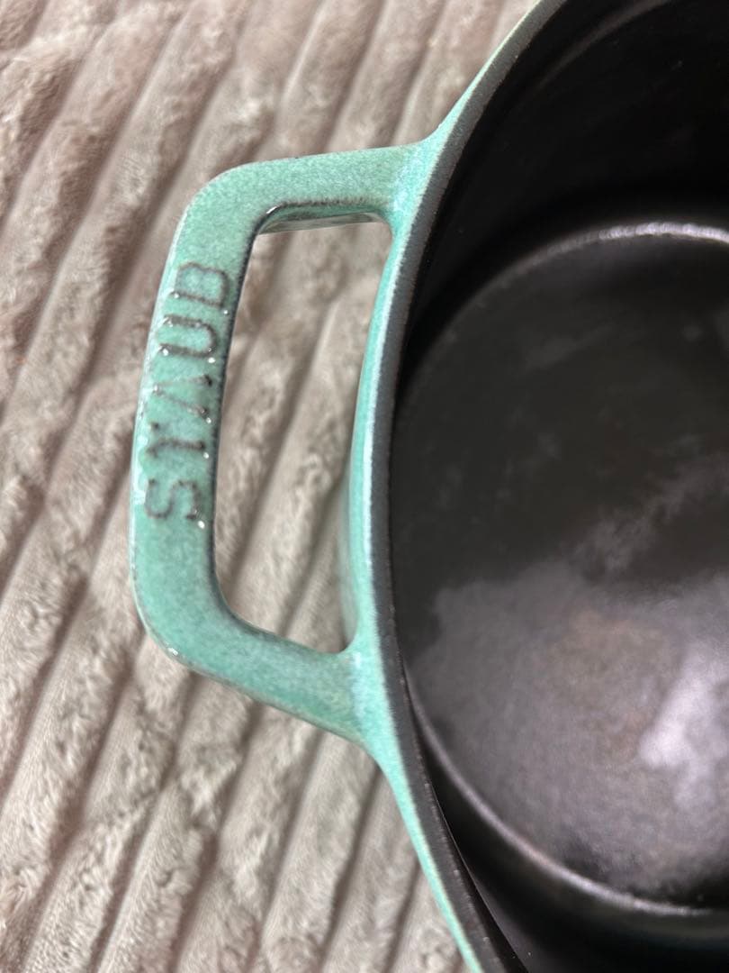 即日発送　STAUB ミントグリーン ホーロー鍋　26センチ