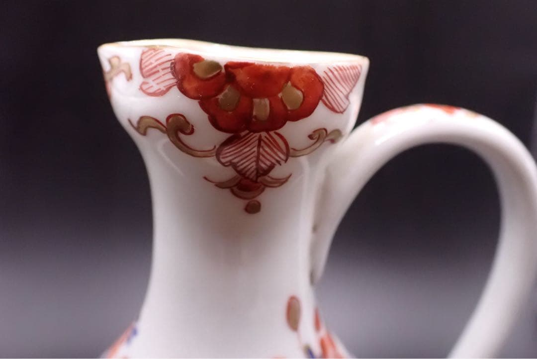 【優品】古伊万里 金彩赤絵 桜尽くしに隠れみの図 骨董品 アンティーク （青④）