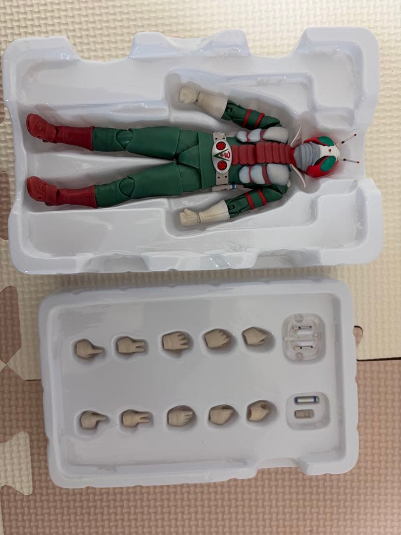 S.H.Figuarts 真骨彫製法　仮面ライダーV3