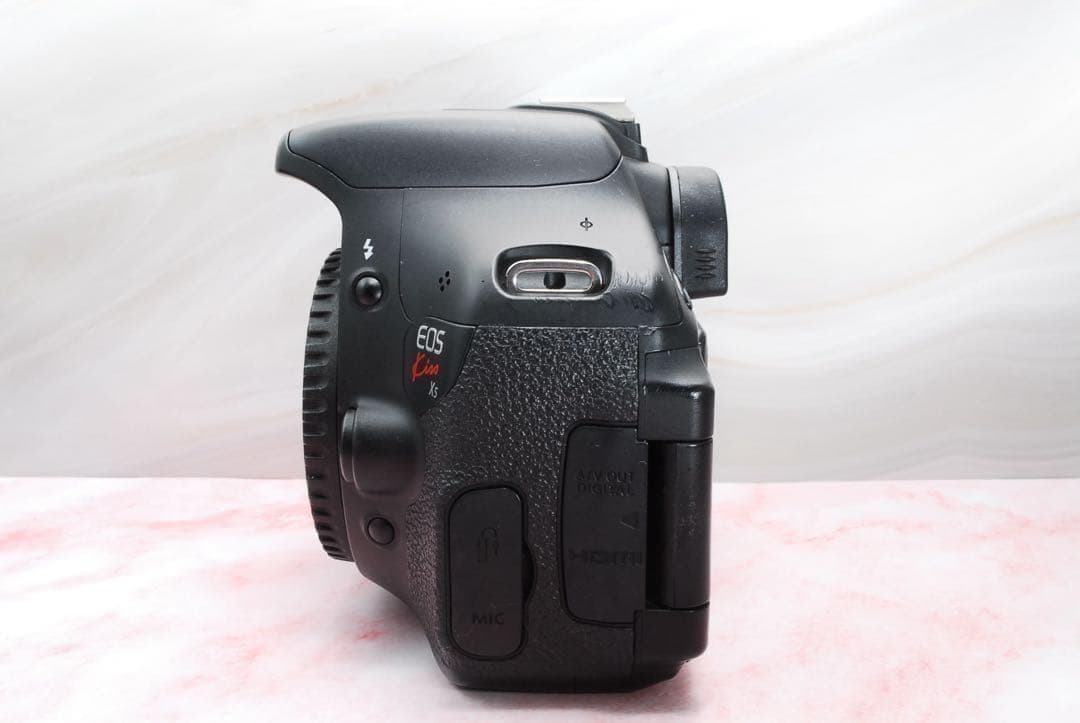 ❣️大特価❣️Canon EOS Kiss X5★一眼レフ★手ぶれ補正付きレンズ