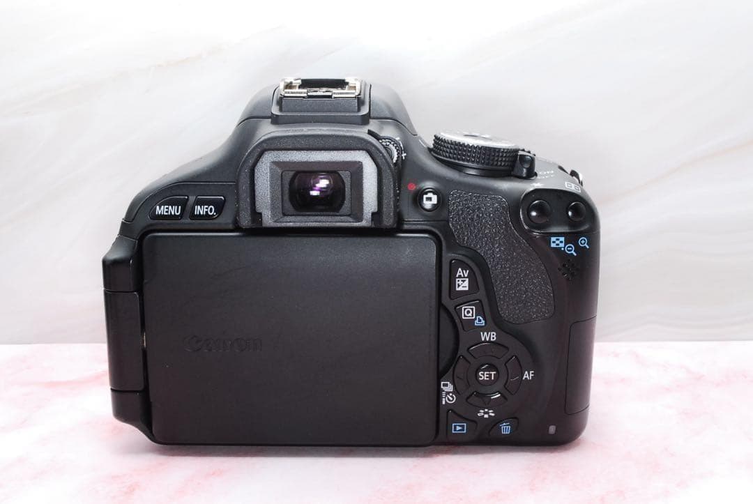 ❣️大特価❣️Canon EOS Kiss X5★一眼レフ★手ぶれ補正付きレンズ