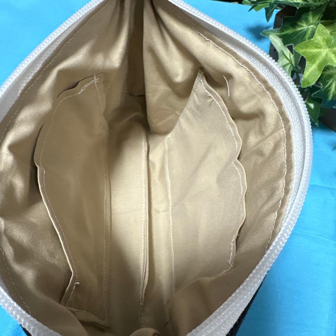 『スーちゃん』お花の刺繍とアップリケ❤︎.グラニー風トートバッグ★ハンドメイド