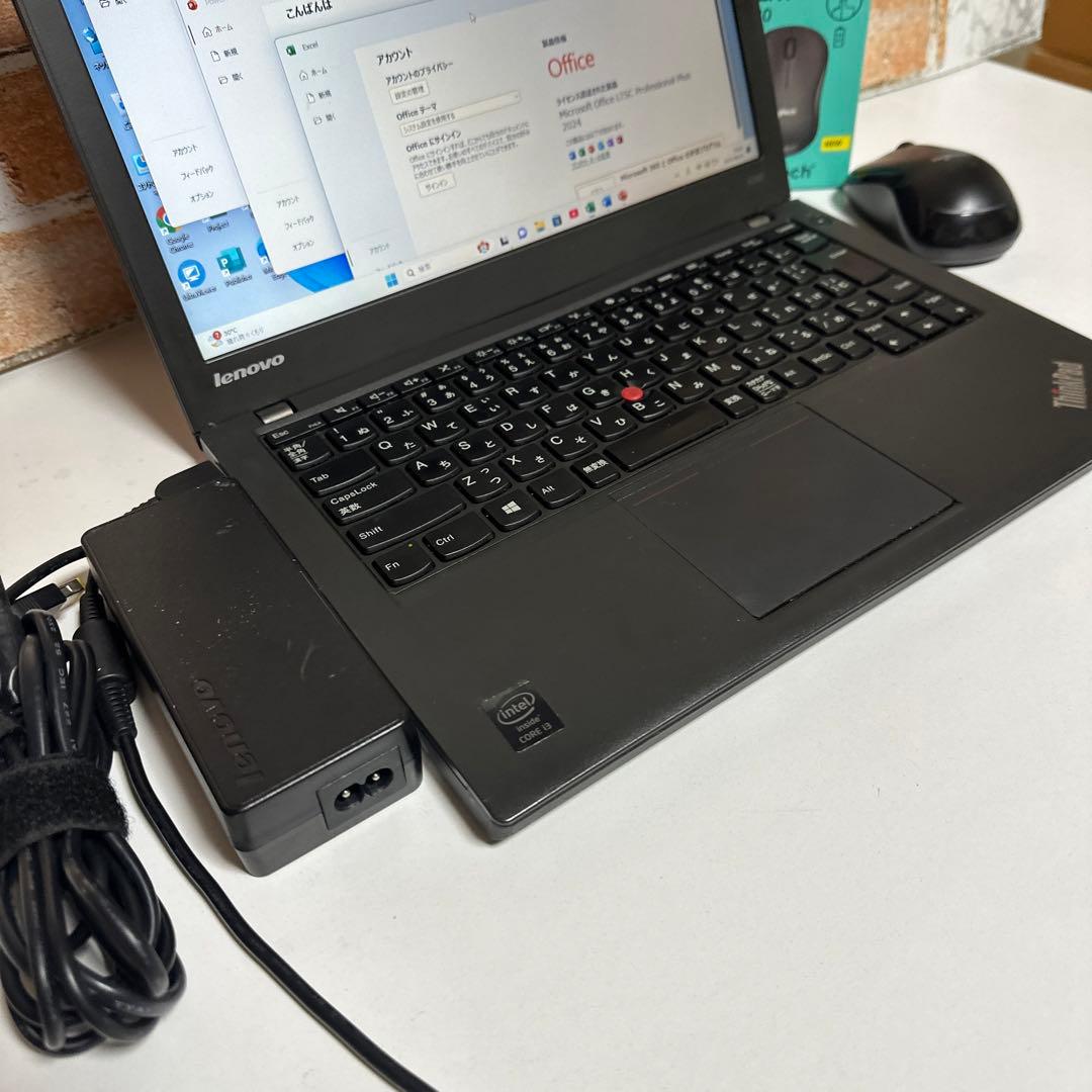 ThinkPadノート PC 高速起動SSD オフィス2024年　マウス付き