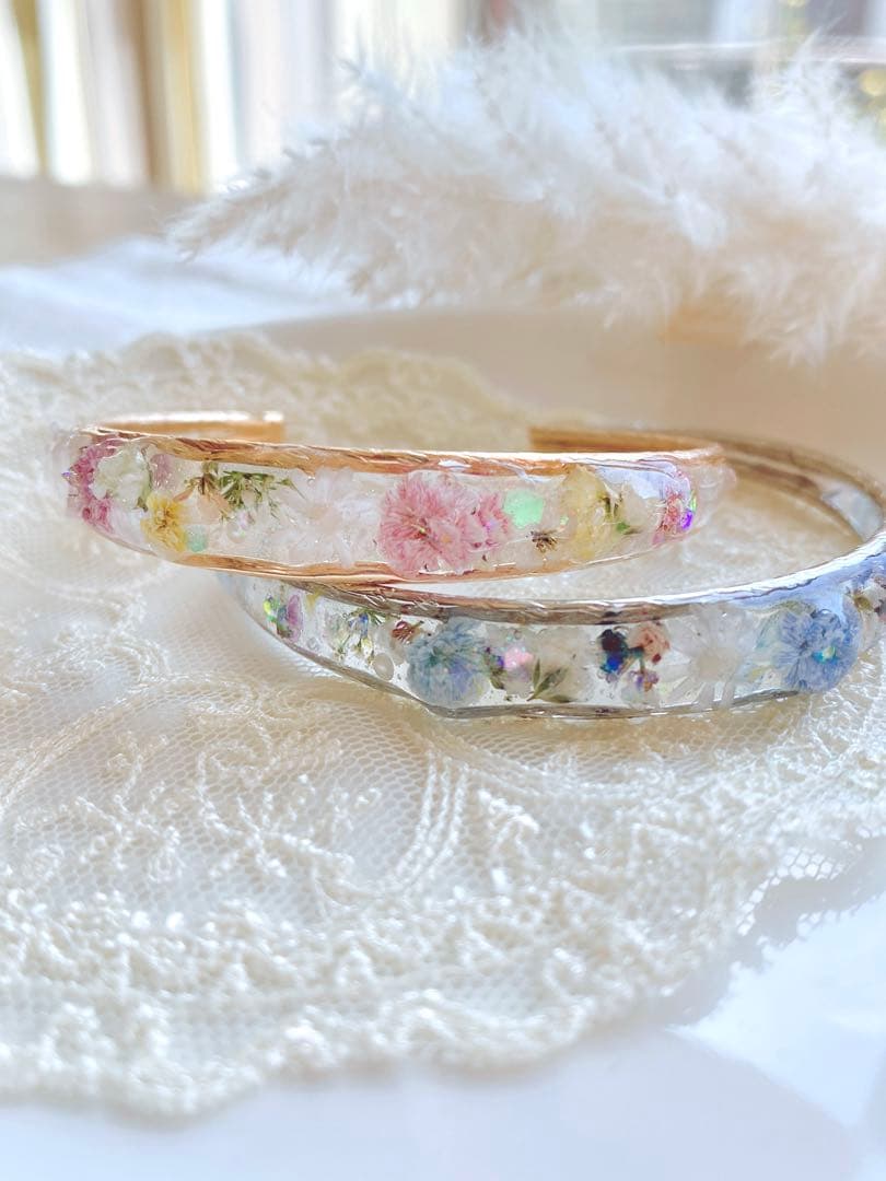 レジンバングル　シルバー　くすみブルー　ローズクォーツ　天然石　クリスタル