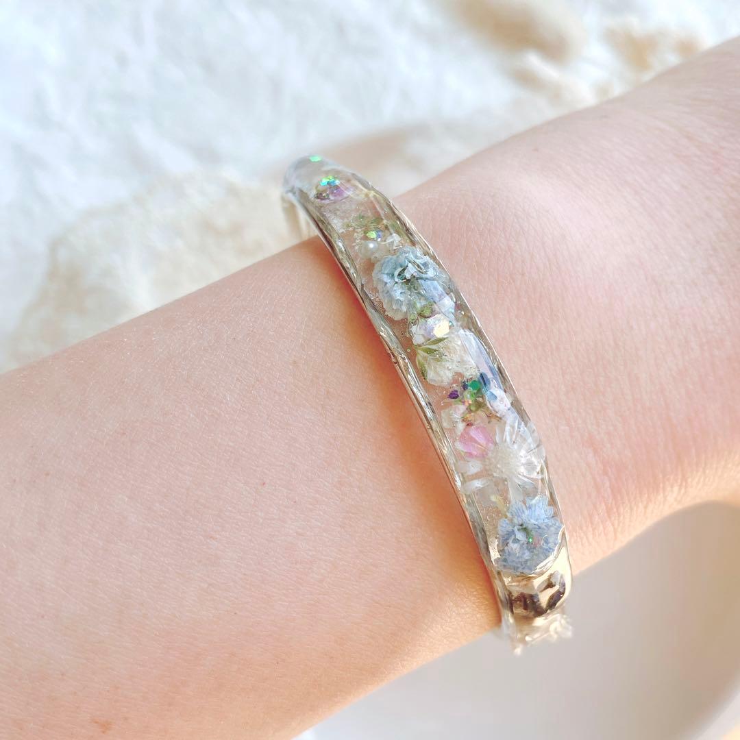 レジンバングル　シルバー　くすみブルー　ローズクォーツ　天然石　クリスタル