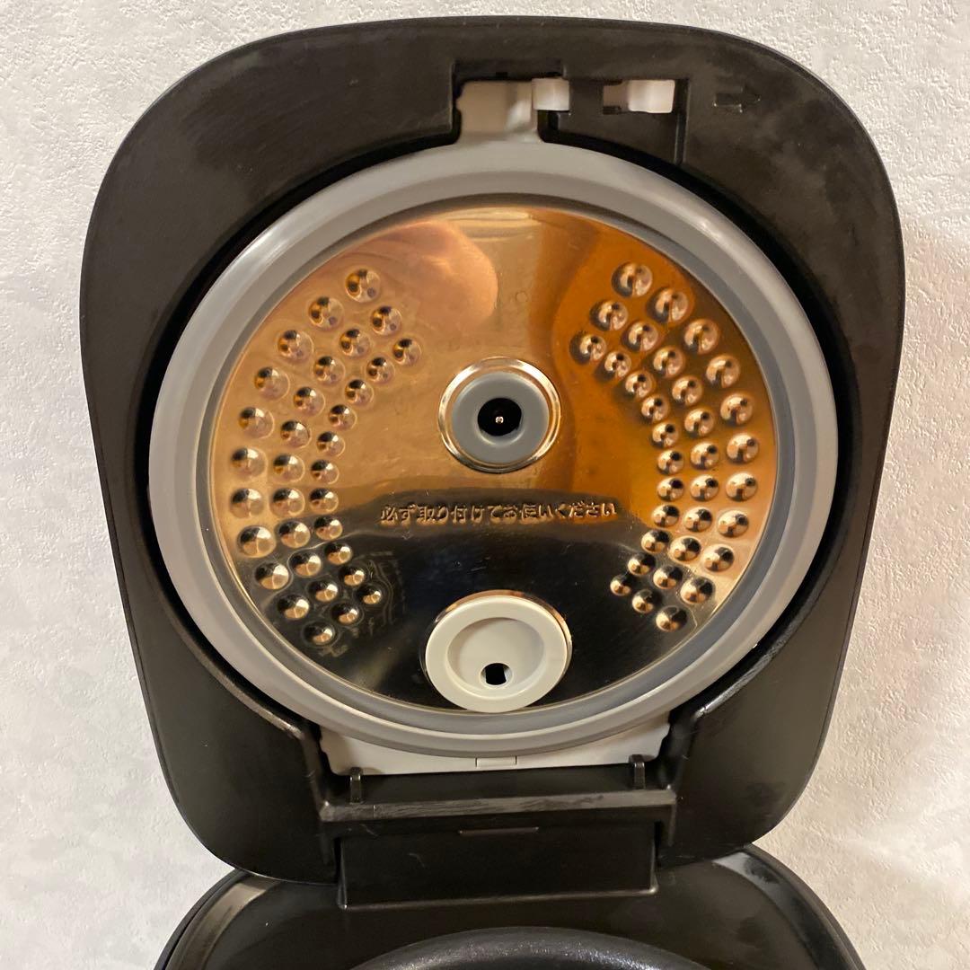 美品　comfee IH炊飯器 CRI-30DKT2C1 5.5合　2025年製