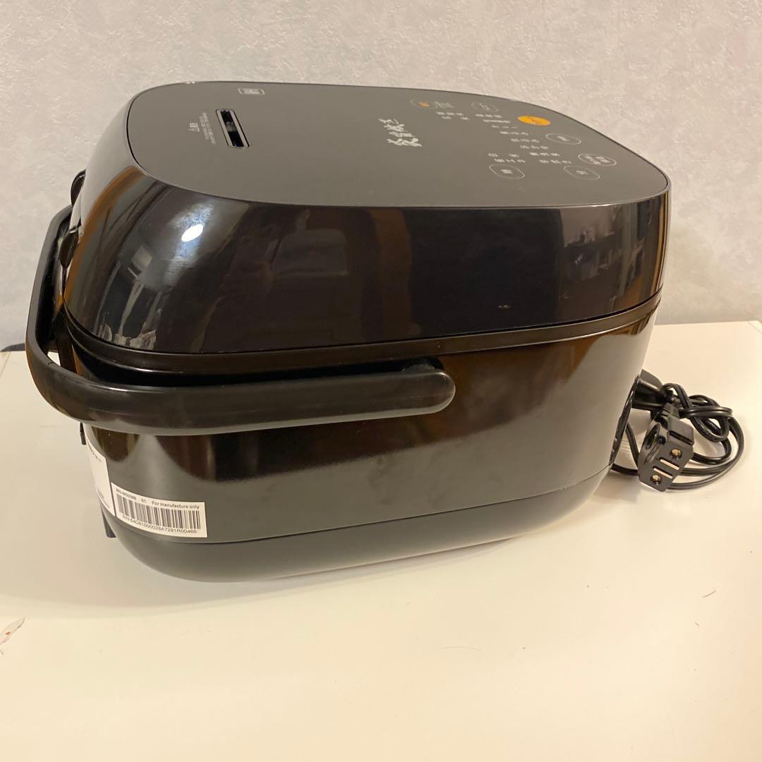 美品　comfee IH炊飯器 CRI-30DKT2C1 5.5合　2025年製