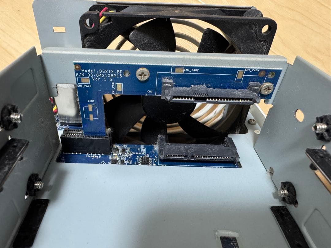 外付けハードディスク・ドライブ Synology DS216J