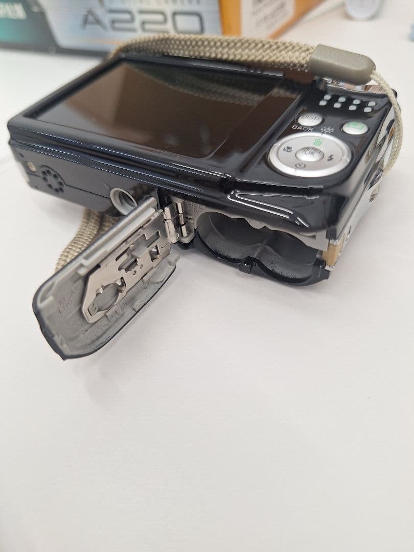 FUJIFILM A220 デジタルカメラ　ブラック