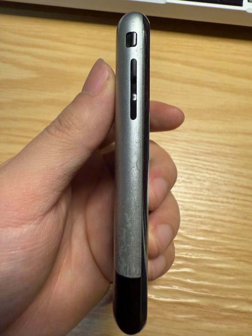 iPhone 2G 日本未発売　8GB 初代iPhone　第1世代 A1203