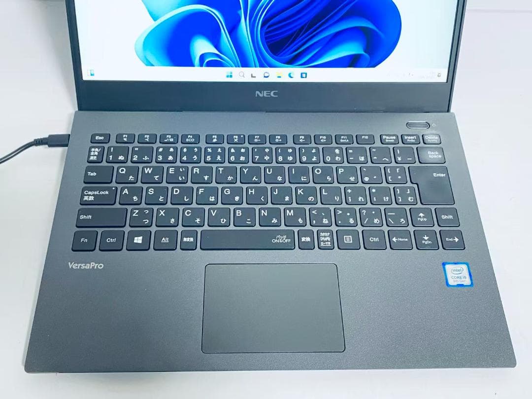 Z25 NEC 13.3インチFHD 軽量 /Core i5 /SSD256GB