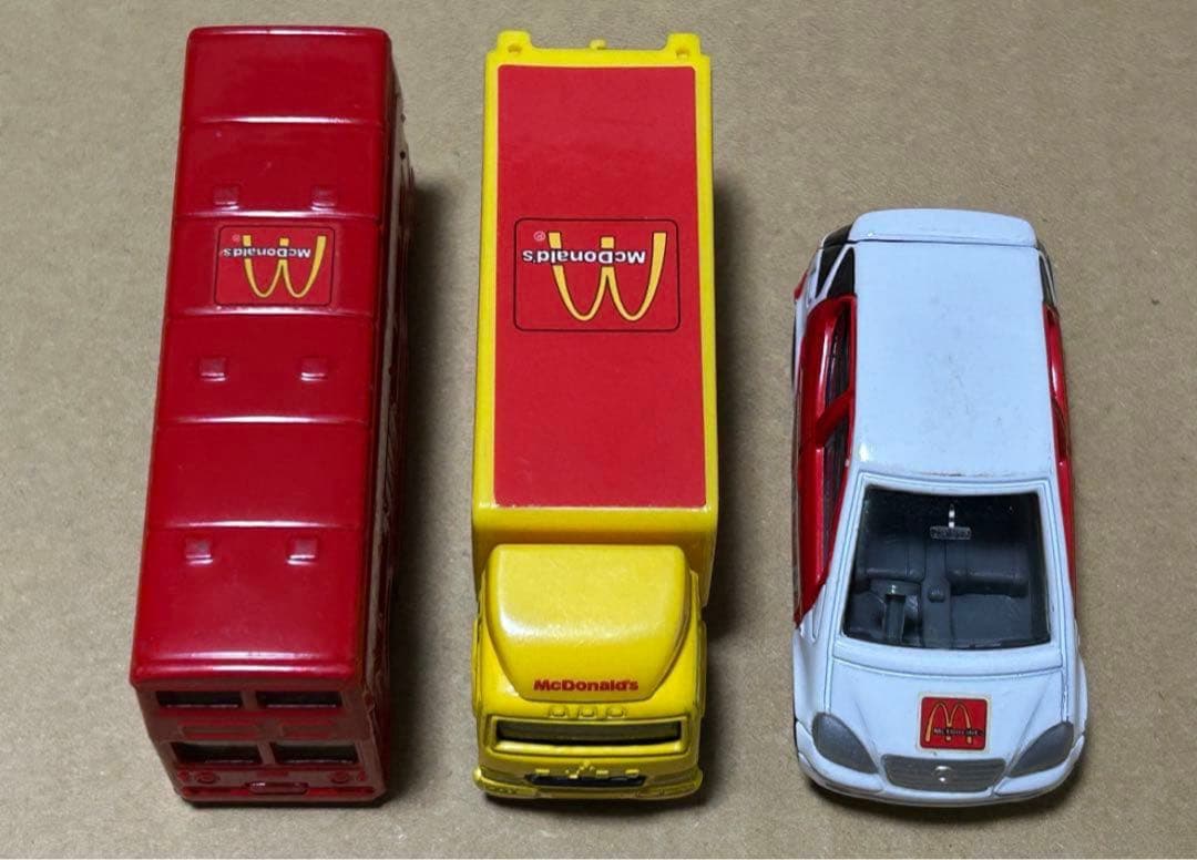 箱あり トミカタウン マクドナルド ドライブスルー トミカ3台付