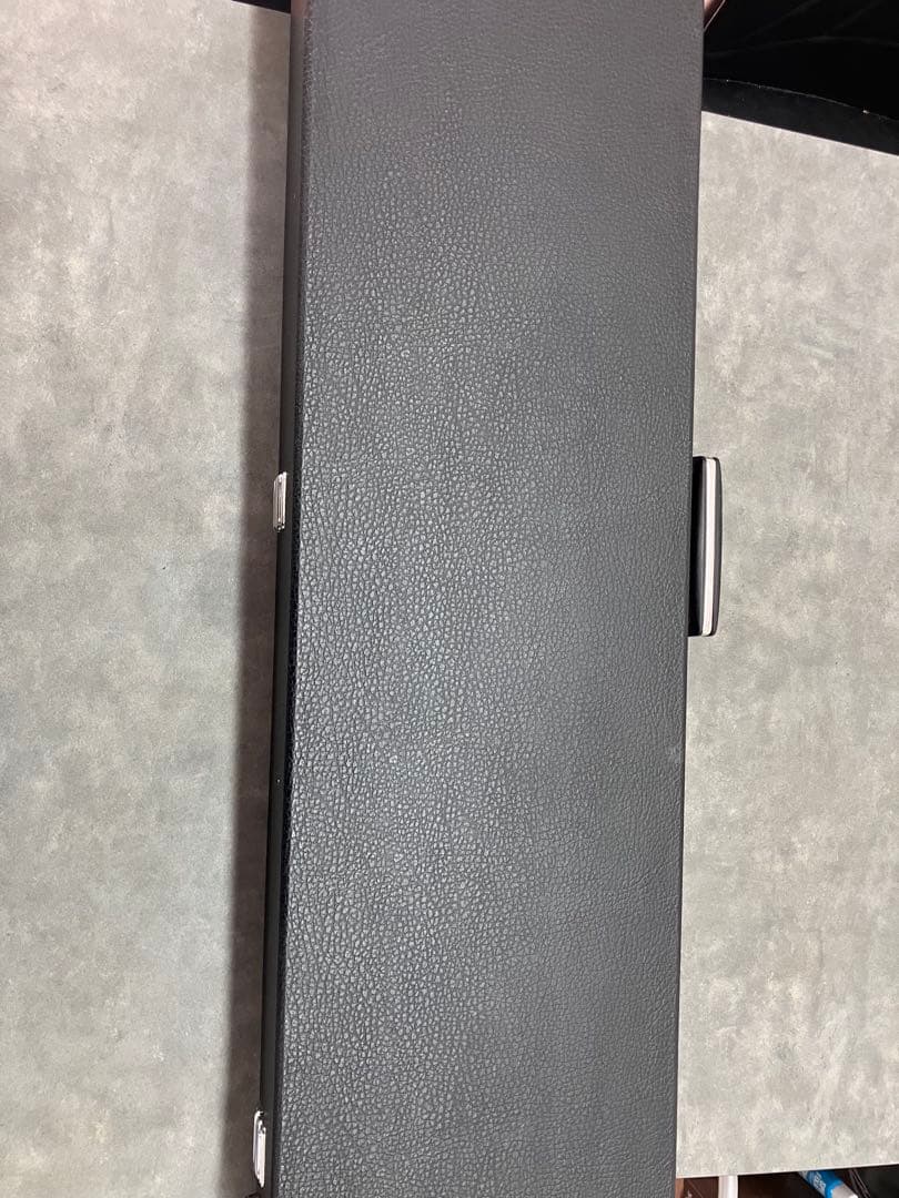 三味線本体 木製 和楽器 撥、ハードケース付き