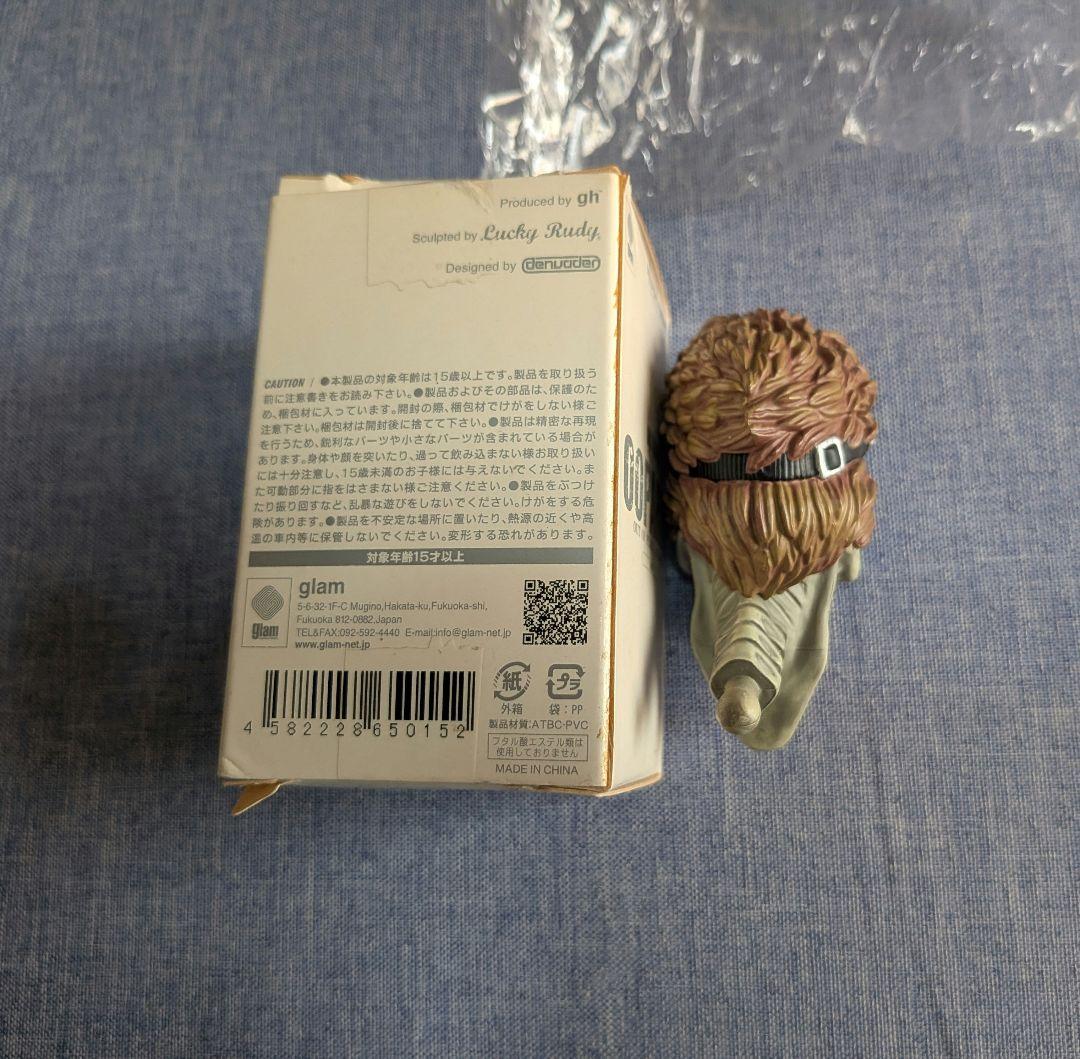 Bone in the TFOAIII iconicvoyageと缶バッチ