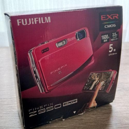 デジタルカメラ 富士フイルム FINE PIX Z950EXR ☆タッチカメラ☆