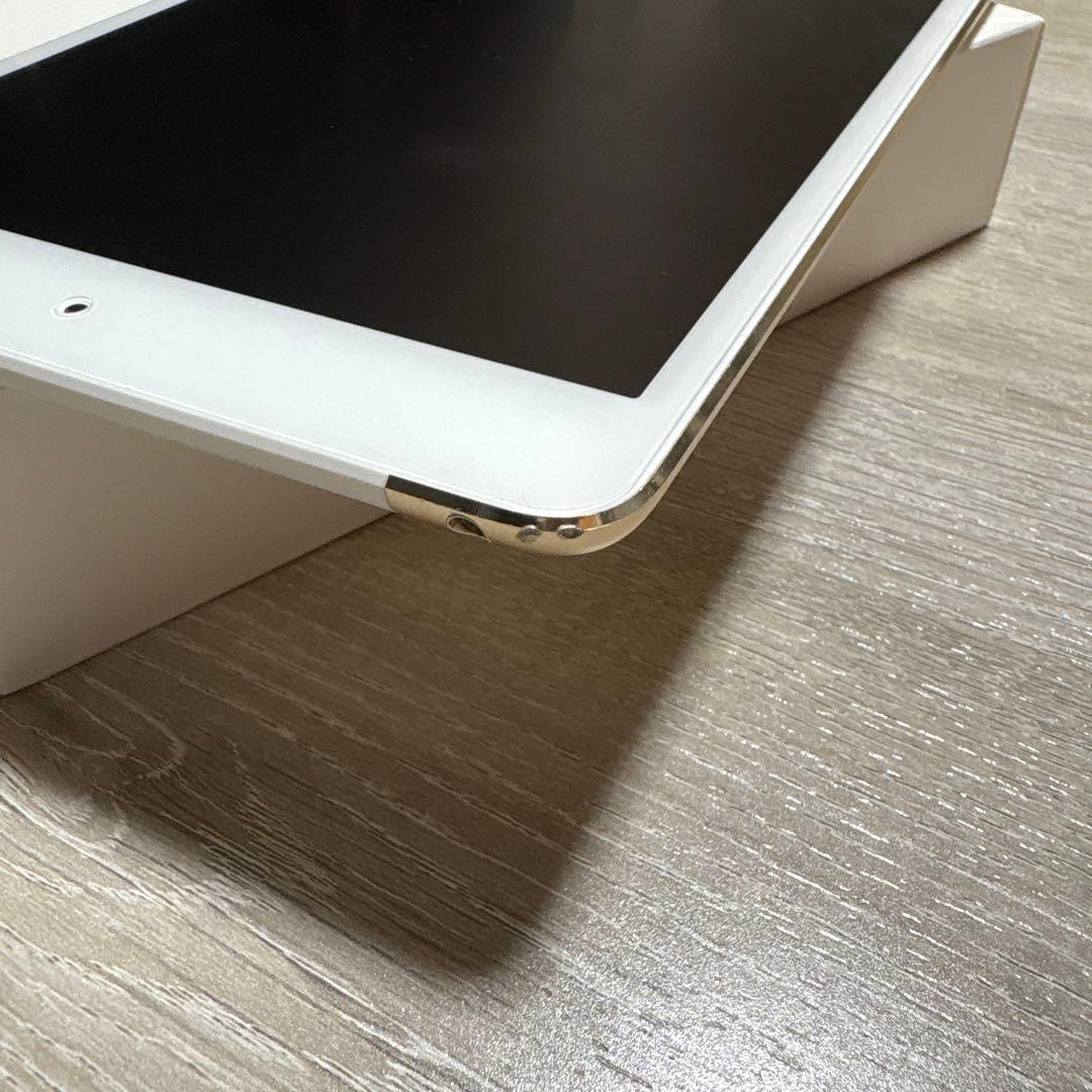 Apple iPad mini4 / 16G cellular セルラーモデル